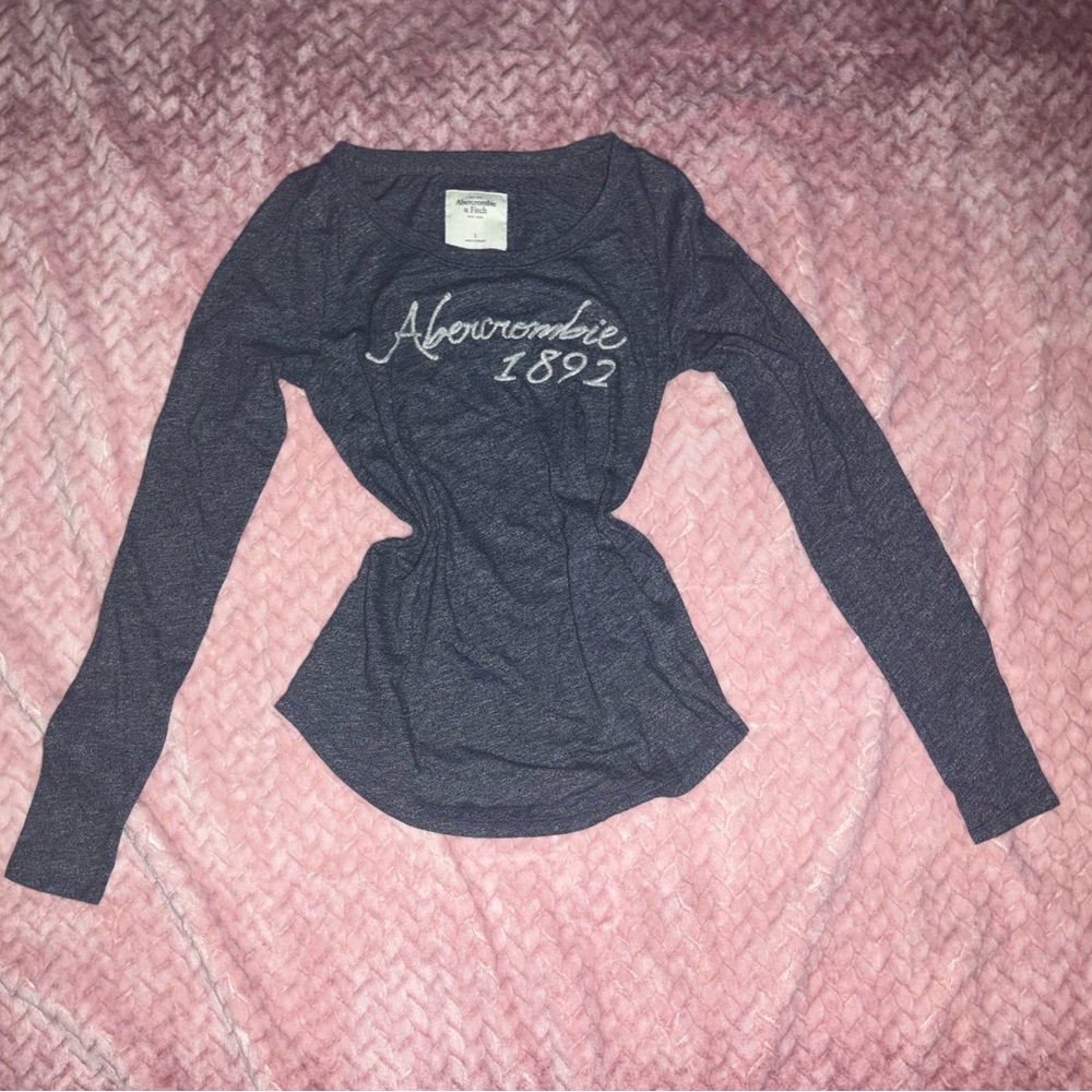 Abercrombie & Fitch 1892 Women's Navy Long Sleeve Top